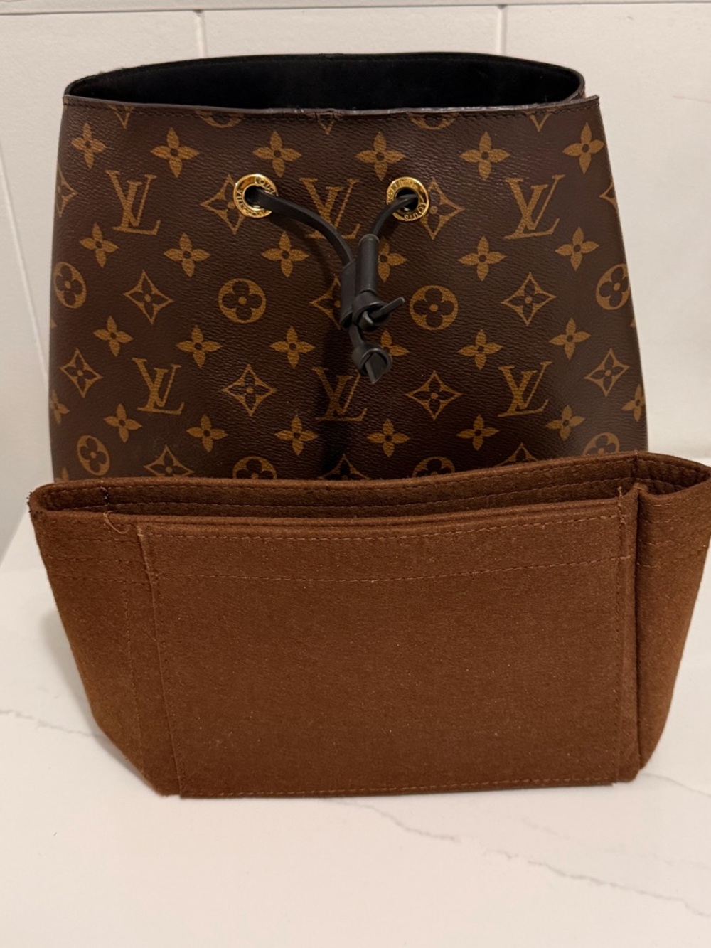 Louis Vuitton Monogram Canvas Black Trim Drawstring Shoulder Bag - Picture 6 of 9